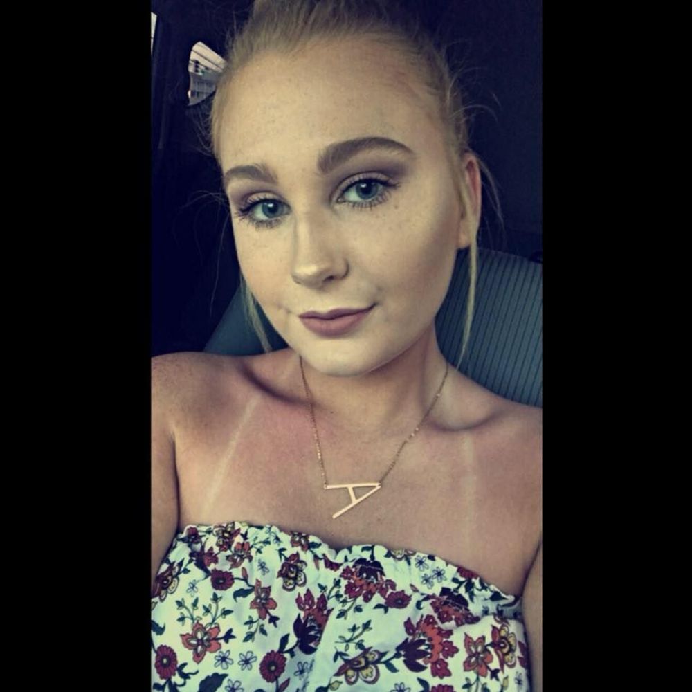 Meet your Posher, Alyssa